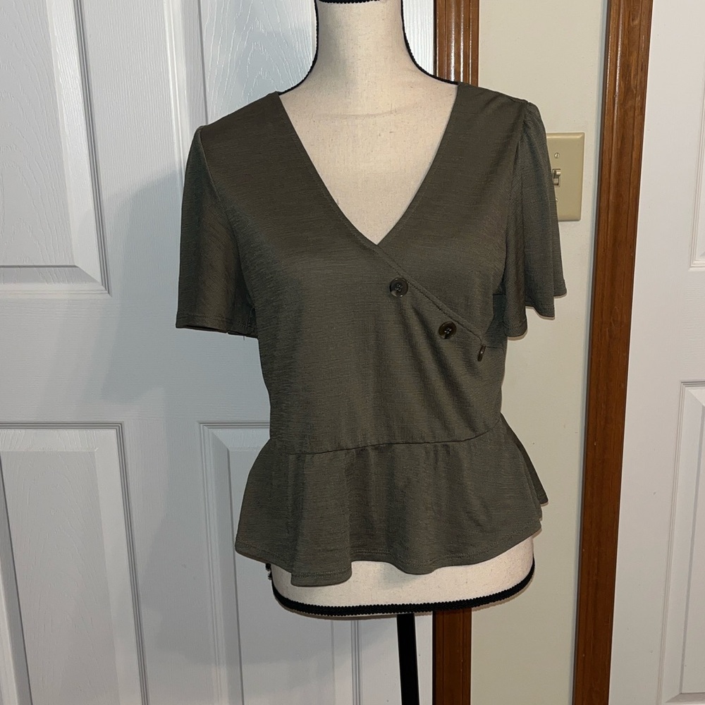 Full Circle Green Blouse